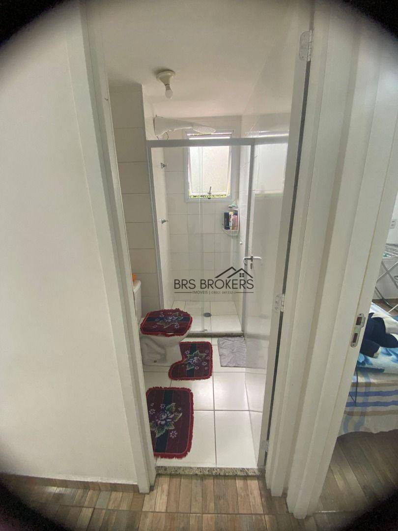 Apartamento à venda com 2 quartos, 37m² - Foto 17