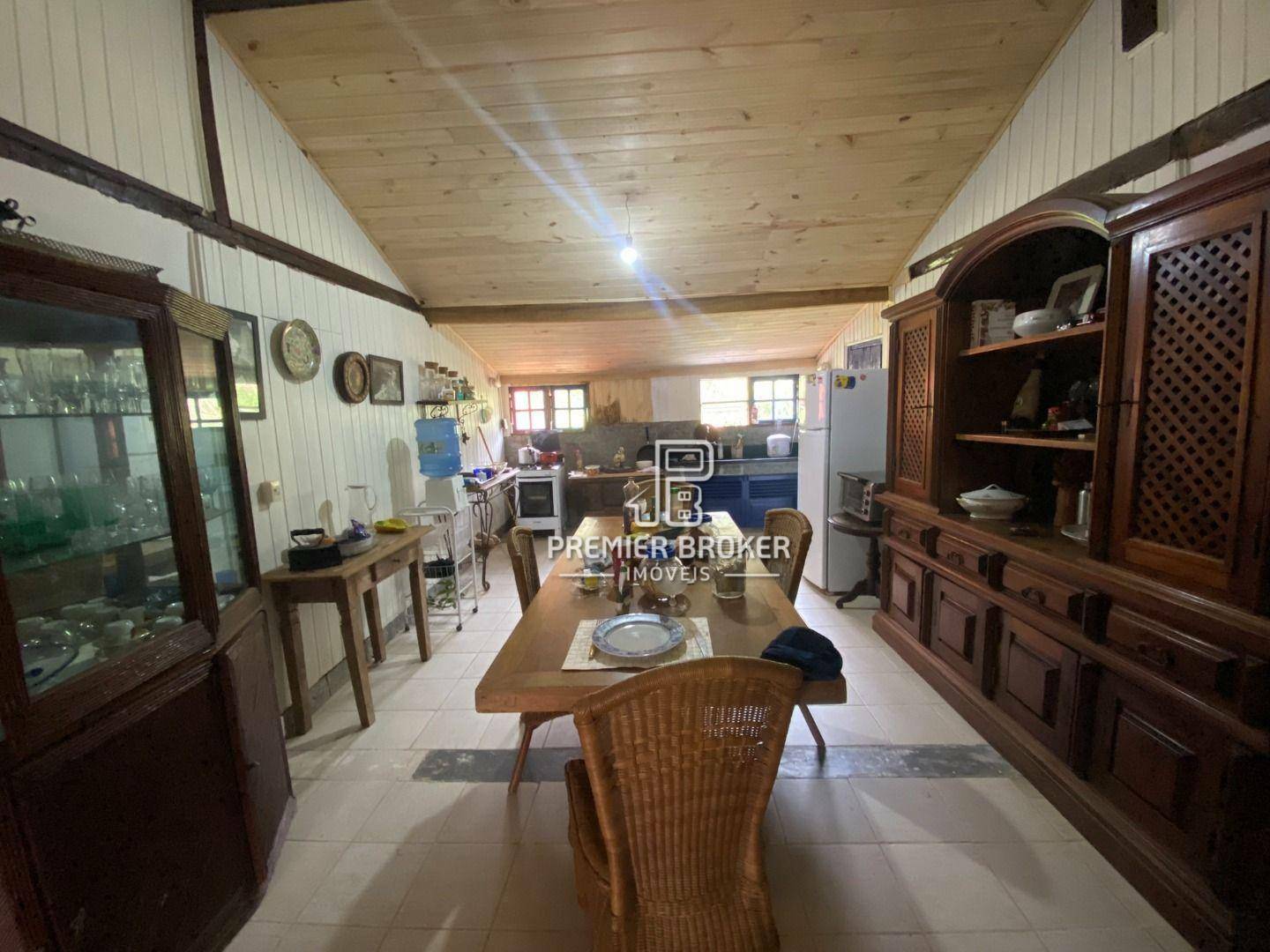 Sítio à venda com 3 quartos, 300m² - Foto 15