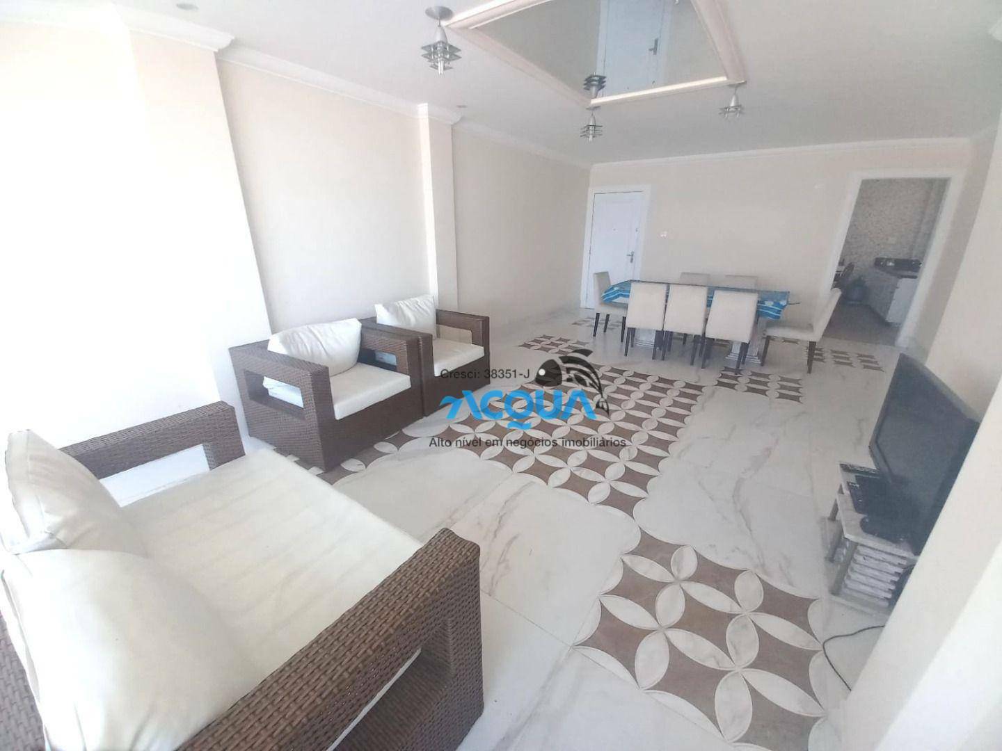 Apartamento à venda com 3 quartos, 155m² - Foto 1