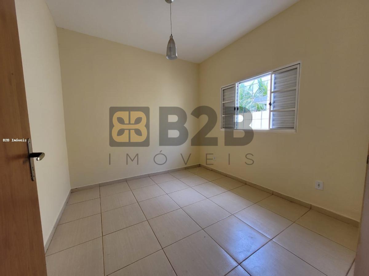 Casa à venda com 3 quartos, 70m² - Foto 14