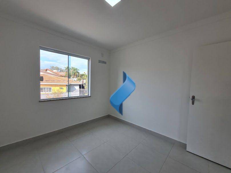 Casa para alugar com 5 quartos, 250m² - Foto 34