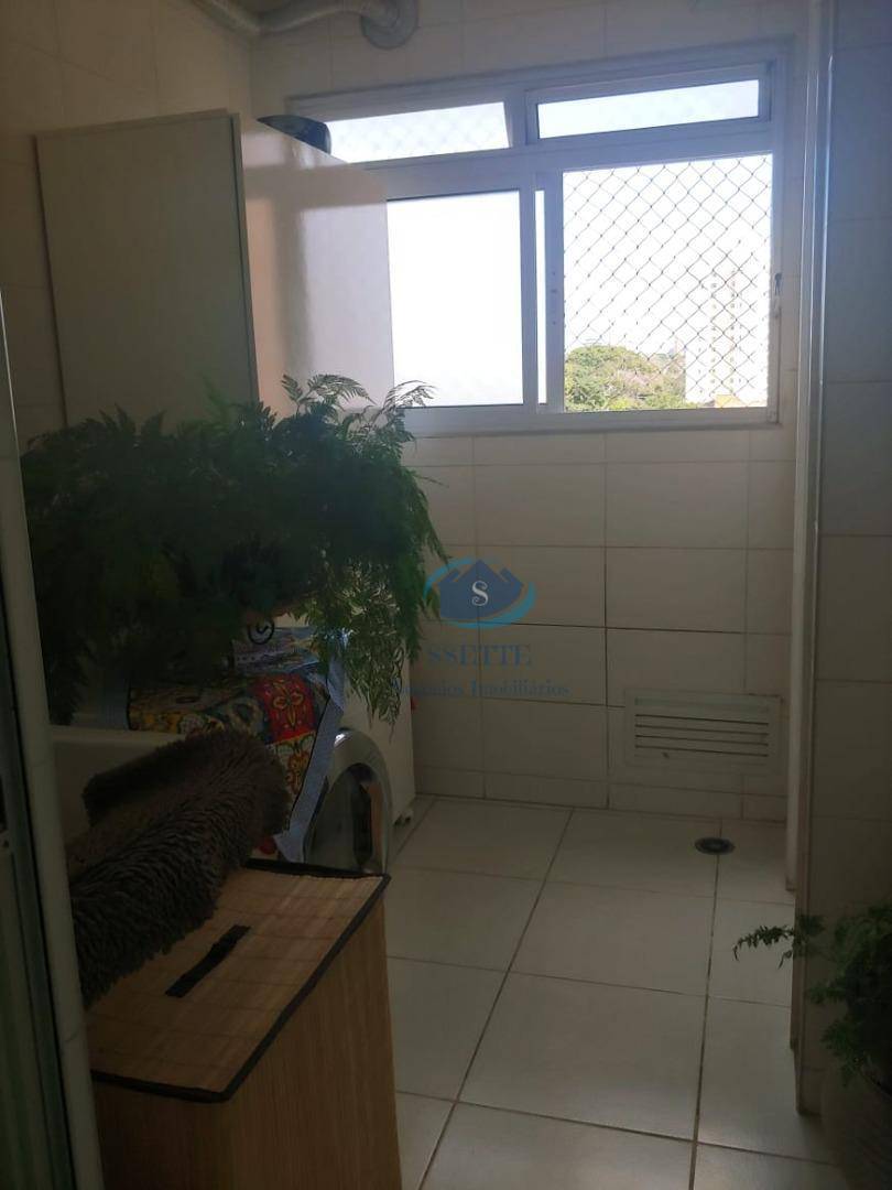 Apartamento à venda com 3 quartos, 140m² - Foto 17