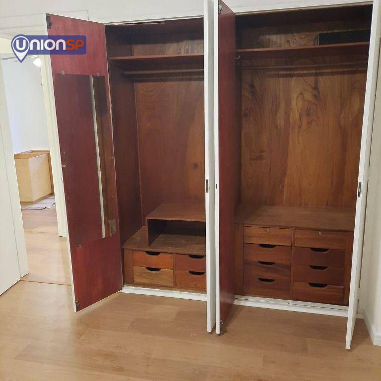 Apartamento à venda com 3 quartos, 114m² - Foto 17