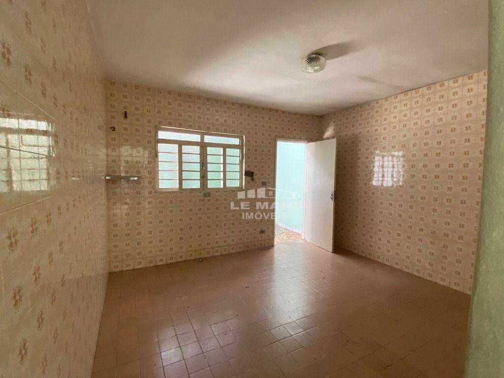 Casa à venda com 3 quartos, 149m² - Foto 3