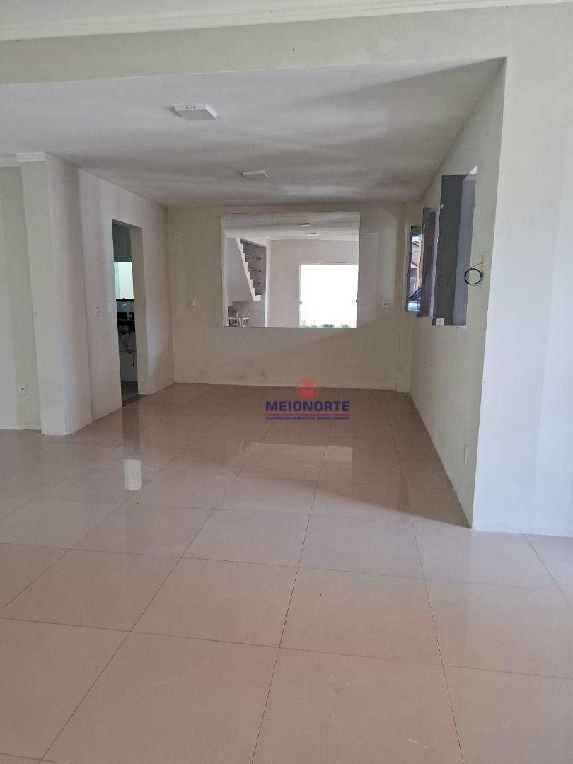 Casa de Condomínio à venda com 4 quartos, 151m² - Foto 1