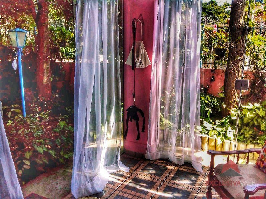 Casa de Condomínio à venda com 3 quartos, 131m² - Foto 4