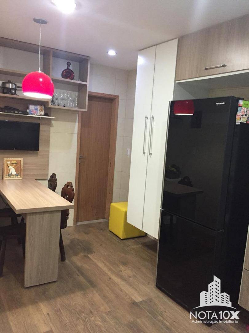 Casa à venda com 3 quartos, 130m² - Foto 5