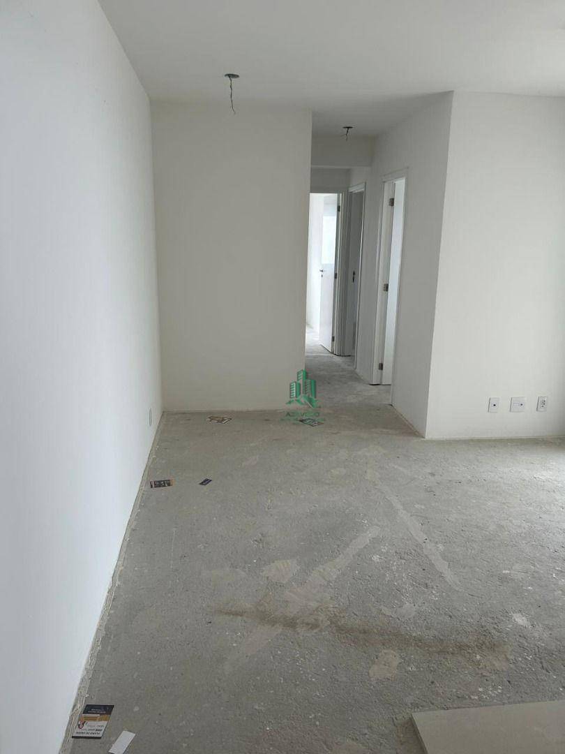 Apartamento à venda com 3 quartos, 73m² - Foto 2