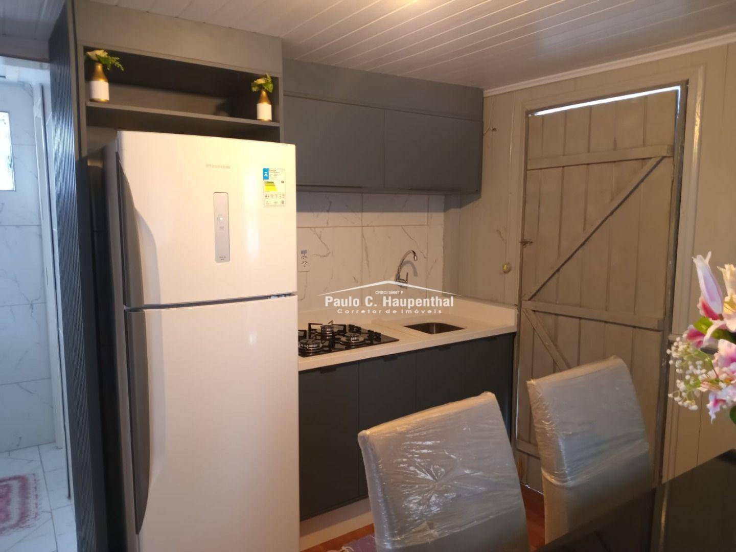 Casa para alugar com 3 quartos, 62m² - Foto 4