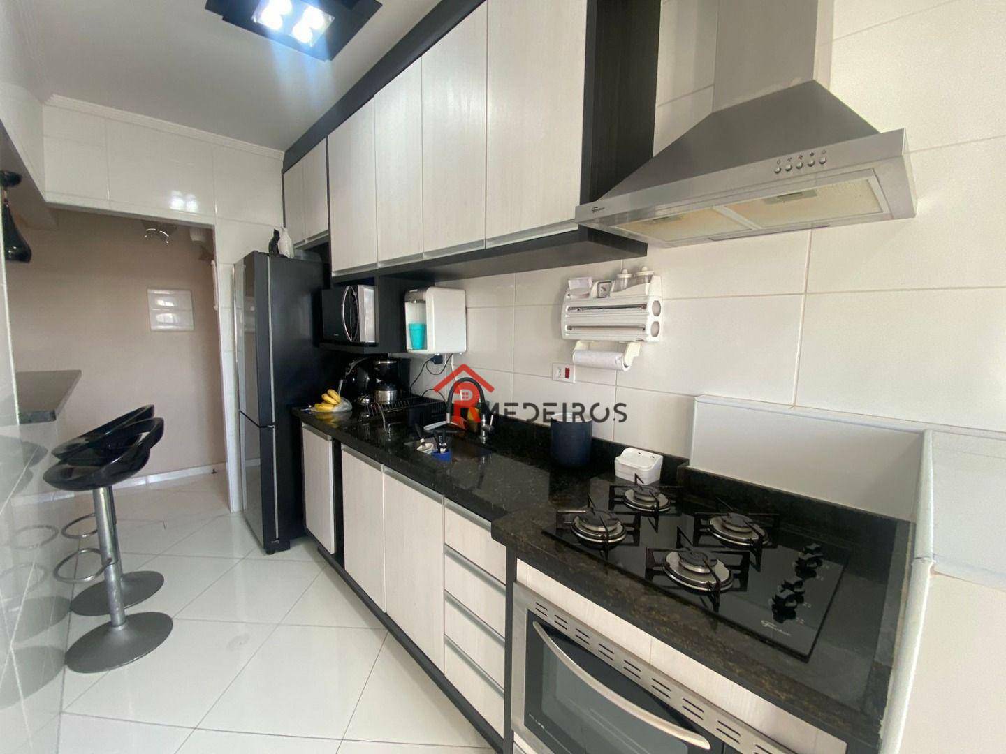 Apartamento à venda com 2 quartos, 73m² - Foto 1