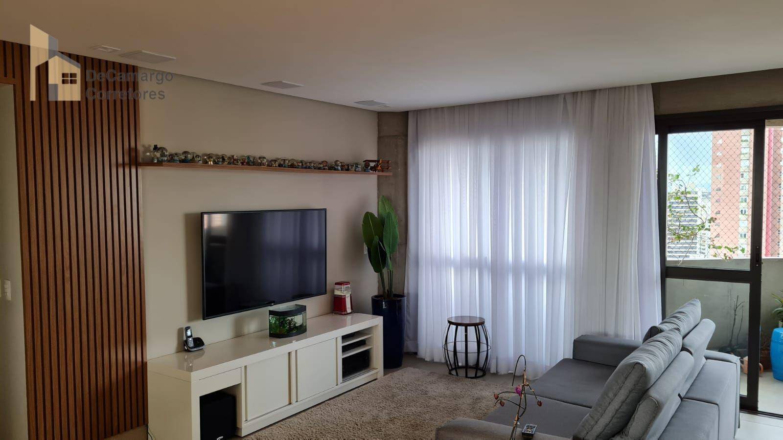 Apartamento à venda com 3 quartos, 155m² - Foto 2