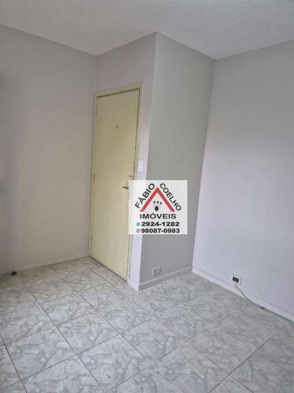 Casa à venda com 2 quartos, 100m² - Foto 12