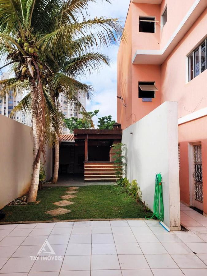 Casa à venda com 5 quartos, 250m² - Foto 18