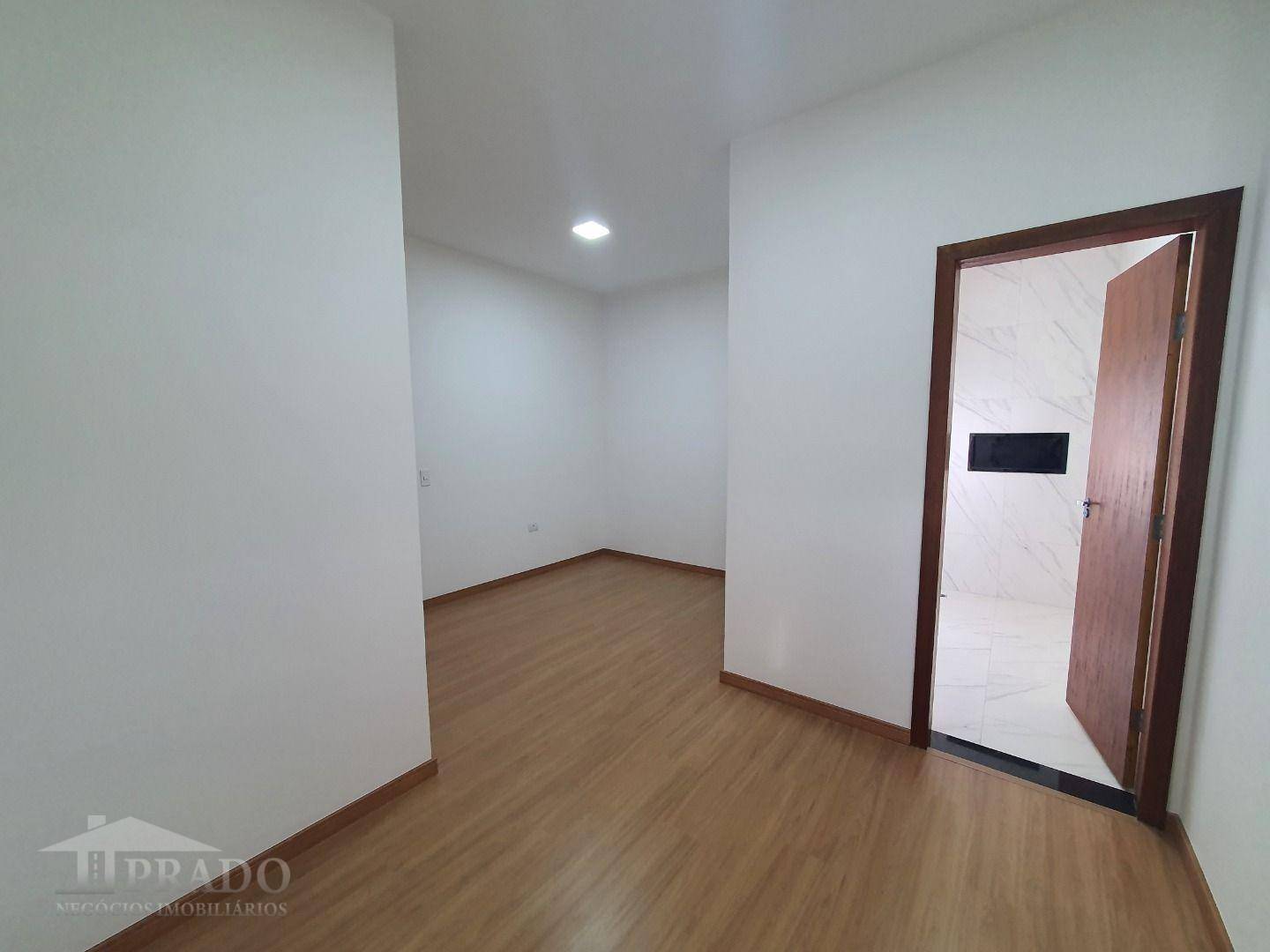 Casa à venda com 2 quartos, 75m² - Foto 14