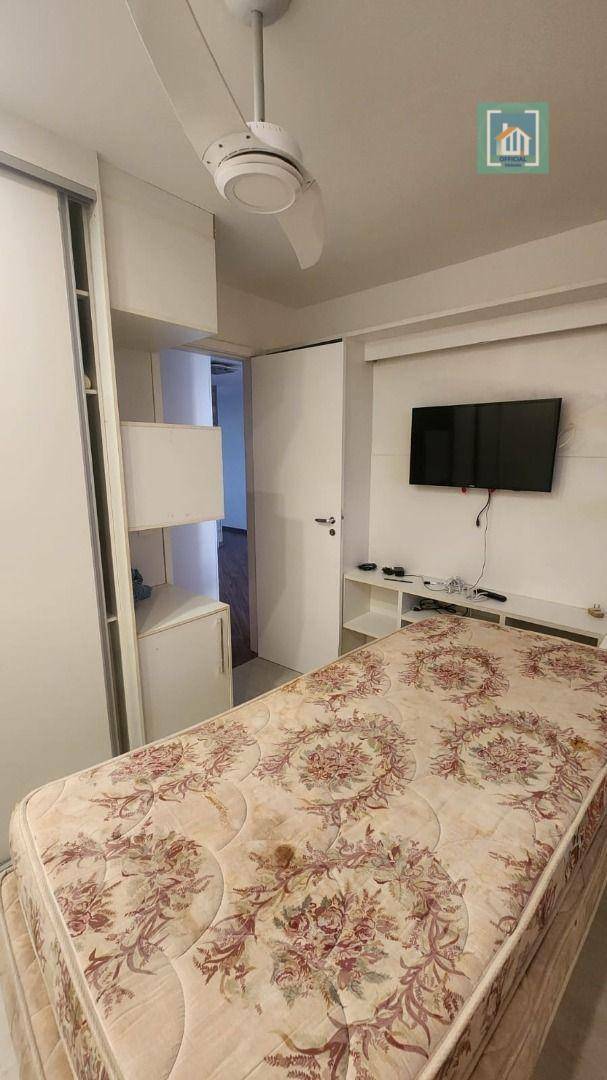 Apartamento para alugar com 2 quartos, 92m² - Foto 12