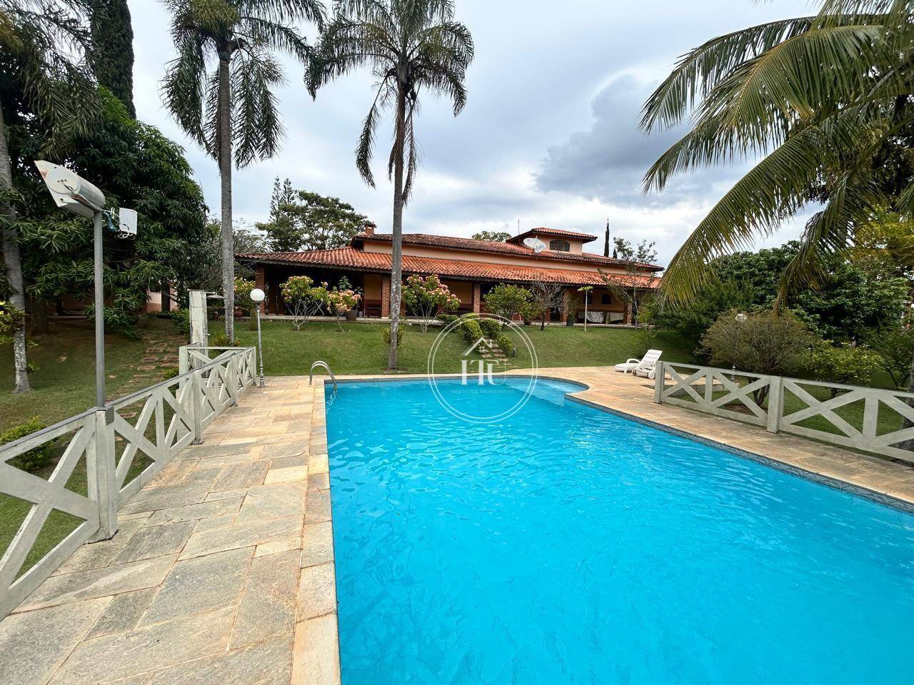 Chácara à venda e aluguel com 4 quartos, 448m² - Foto 25