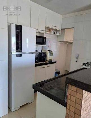 Apartamento à venda com 3 quartos, 60m² - Foto 2