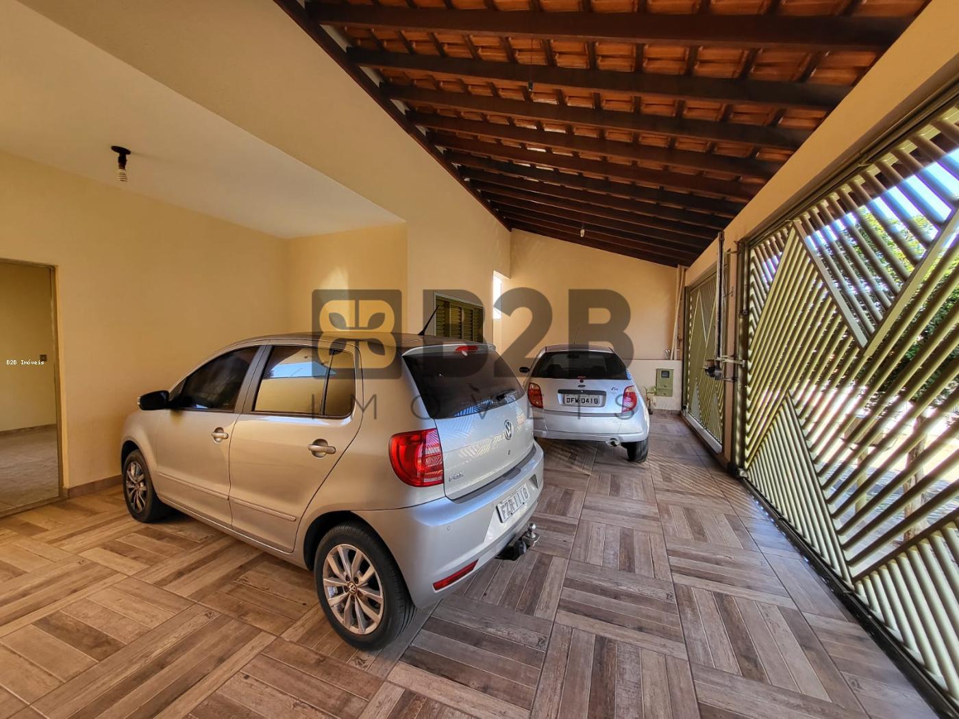 Casa à venda com 3 quartos, 191m² - Foto 3