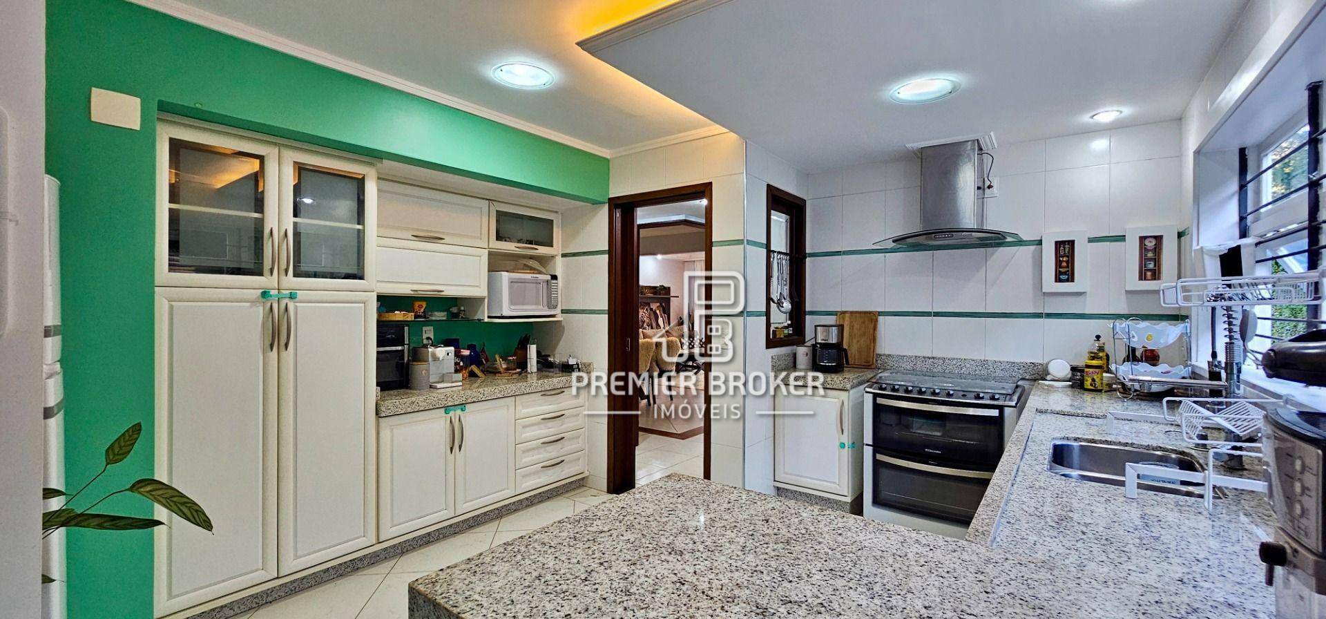 Casa à venda com 5 quartos, 160m² - Foto 15