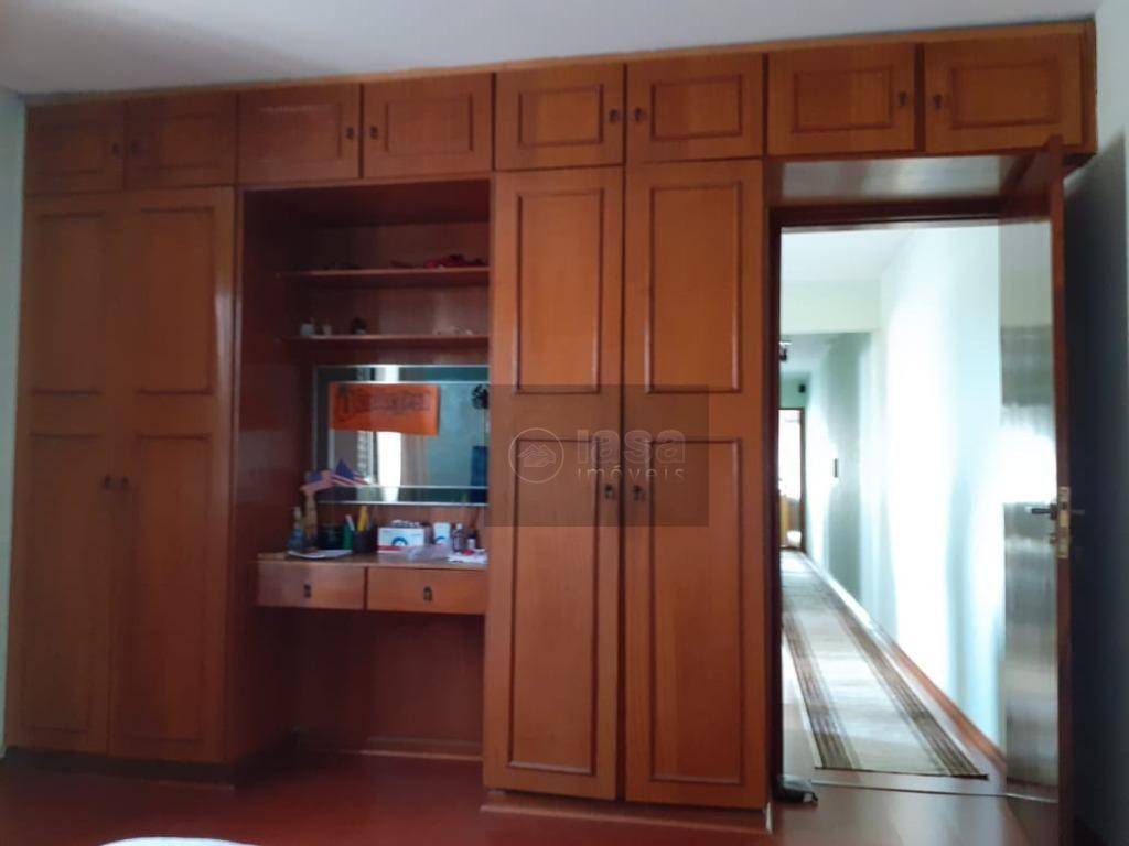 Sobrado à venda com 3 quartos, 314M2 - Foto 10