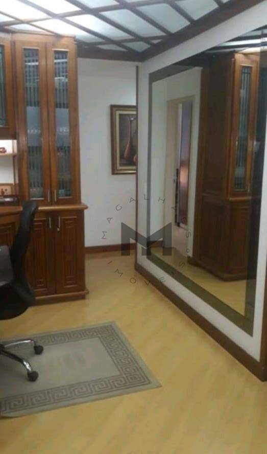 Apartamento à venda com 4 quartos, 217m² - Foto 10