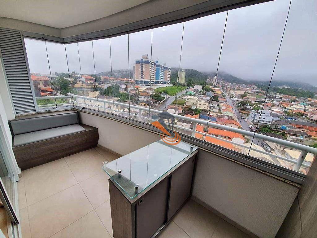 Apartamento à venda com 2 quartos, 75m² - Foto 9