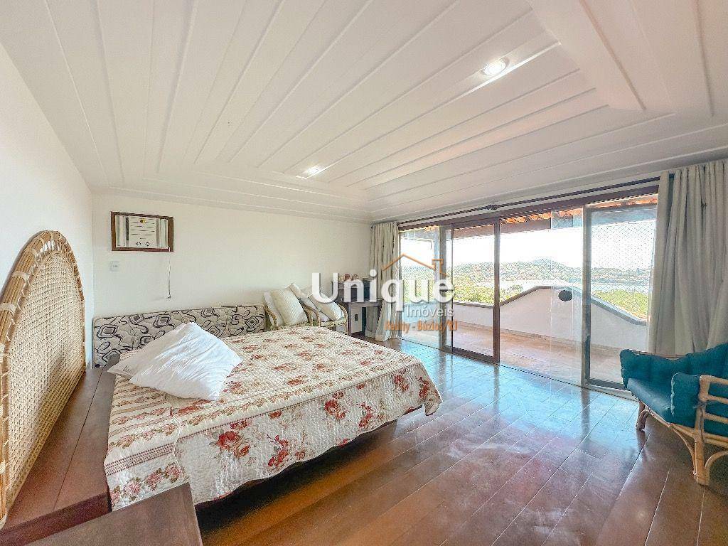 Casa de Condomínio à venda com 4 quartos, 270m² - Foto 12