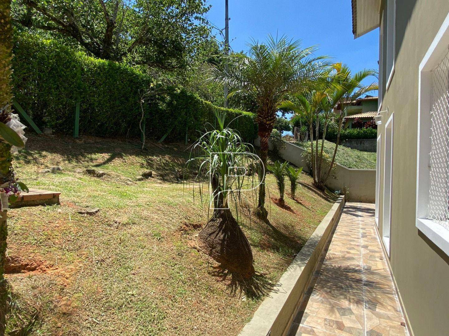 Casa de Condomínio à venda e aluguel com 3 quartos, 400m² - Foto 4