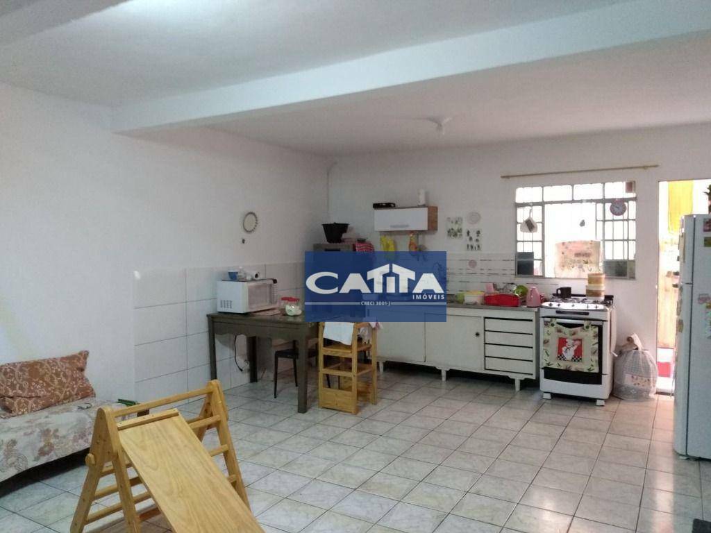 Casa à venda com 6 quartos, 220m² - Foto 7