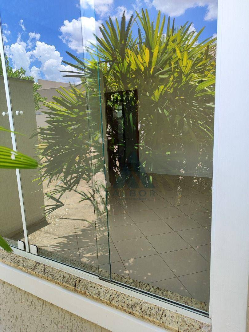 Casa, 3 quartos, 236 m² - Foto 5