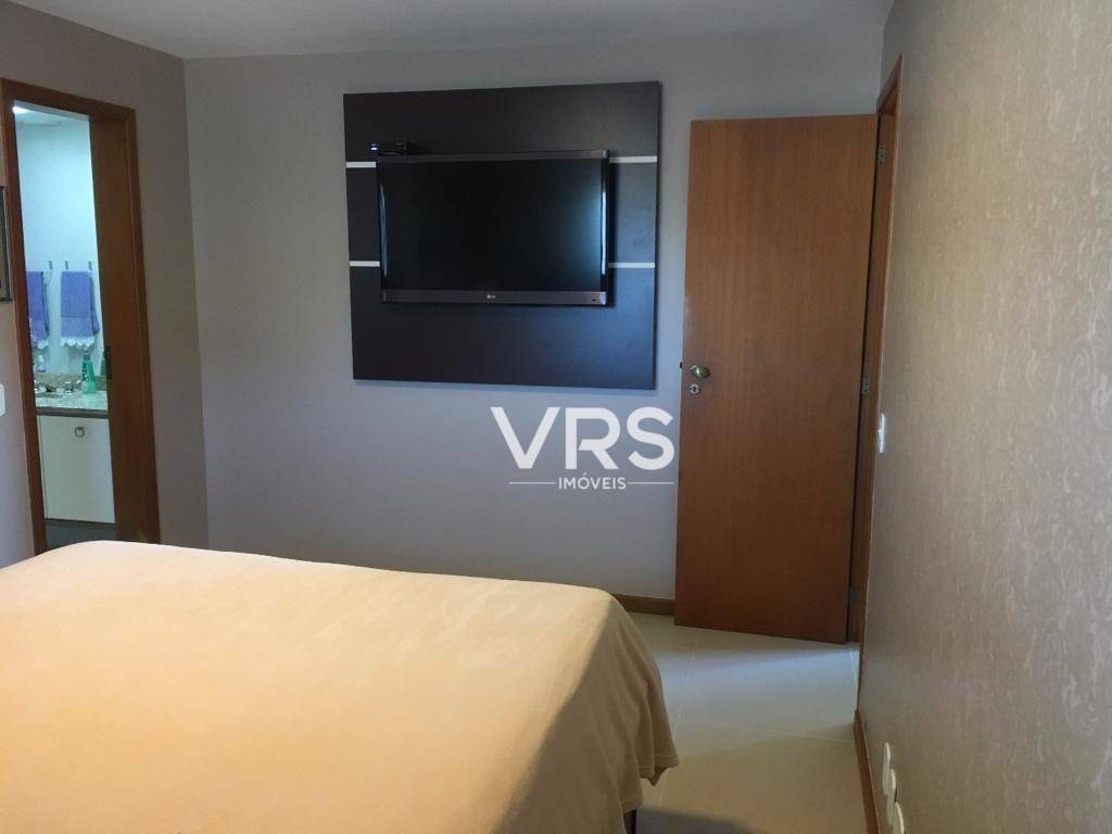 Cobertura à venda com 3 quartos, 240m² - Foto 21