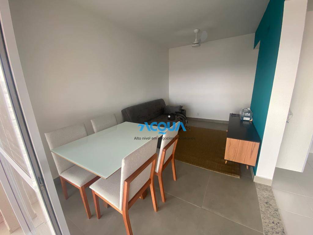 Apartamento à venda com 2 quartos, 70m² - Foto 4