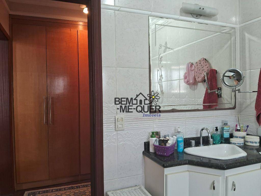 Sobrado à venda com 4 quartos, 337m² - Foto 56