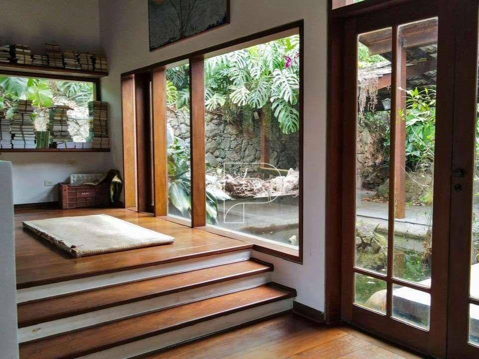 Casa de Condomínio à venda com 4 quartos, 417m² - Foto 13