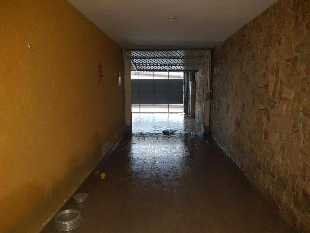 Sobrado à venda com 4 quartos, 180m² - Foto 4