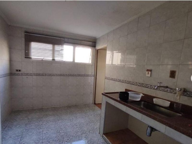 Apartamento à venda com 2 quartos, 57m² - Foto 2