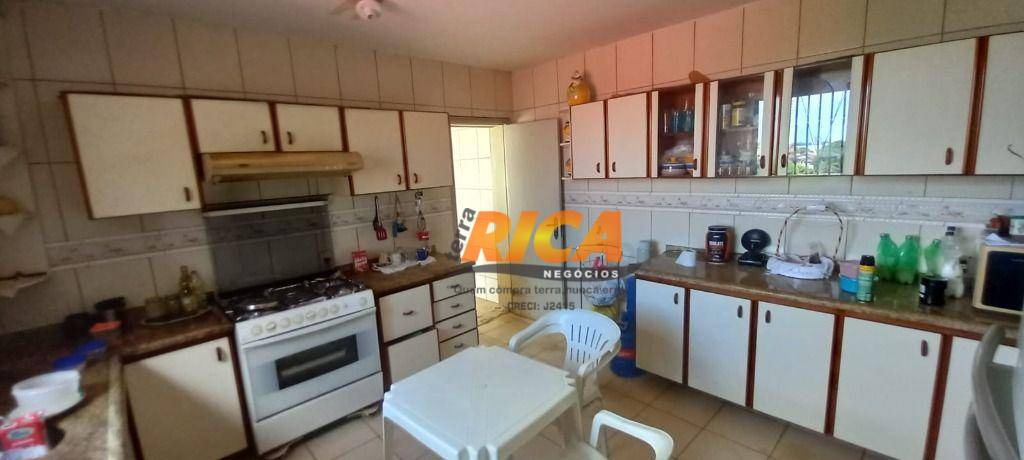 Apartamento à venda com 3 quartos, 208M2 - Foto 5