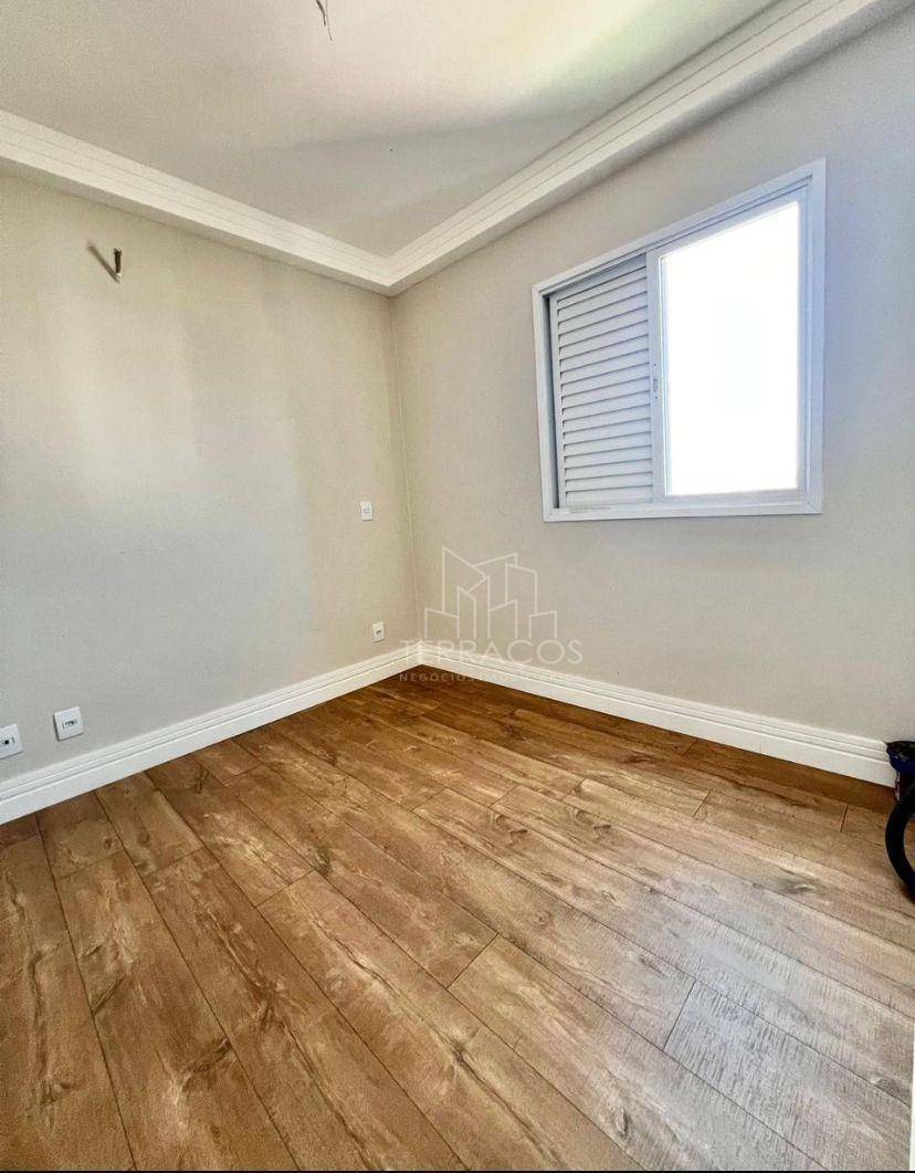 Apartamento à venda com 3 quartos, 113m² - Foto 14