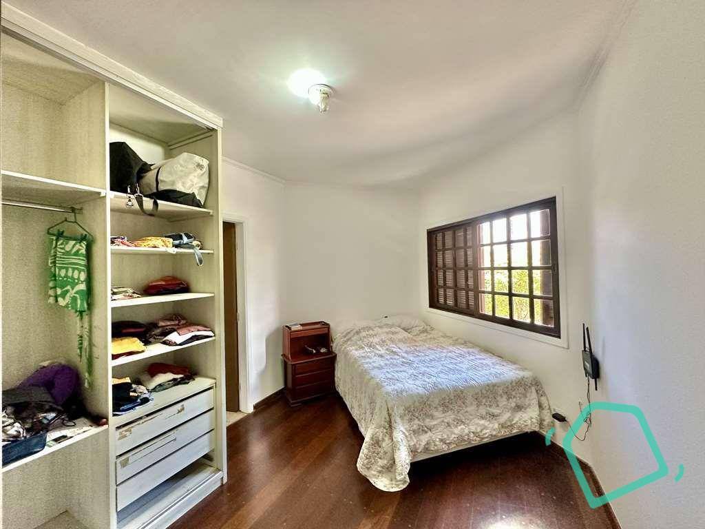 Casa de Condomínio à venda com 3 quartos, 255m² - Foto 30