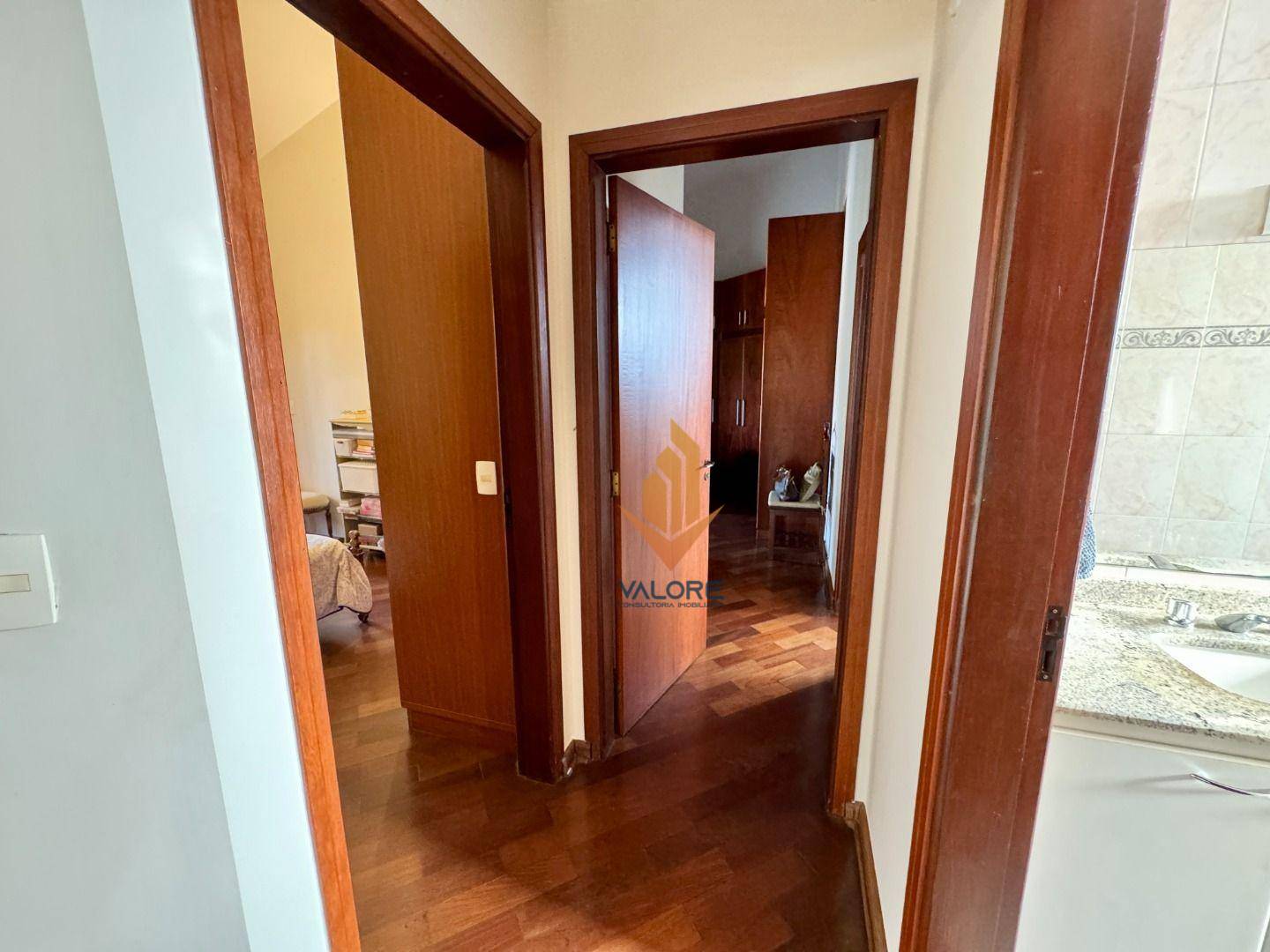 Casa à venda com 3 quartos, 238m² - Foto 36