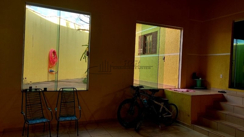 Casa à venda com 3 quartos, 200m² - Foto 15