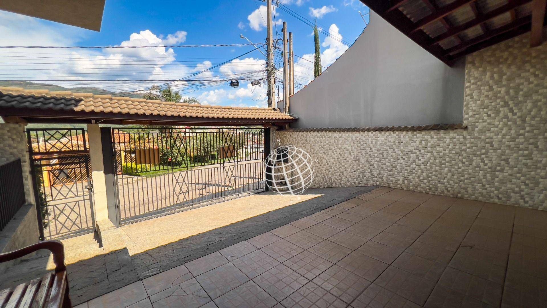 Casa à venda com 3 quartos, 246m² - Foto 22