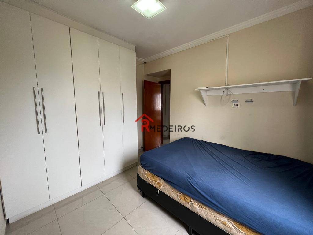 Apartamento à venda com 2 quartos, 77m² - Foto 11