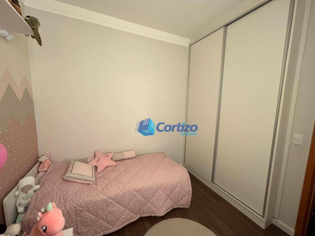 Apartamento à venda com 3 quartos, 104m² - Foto 9