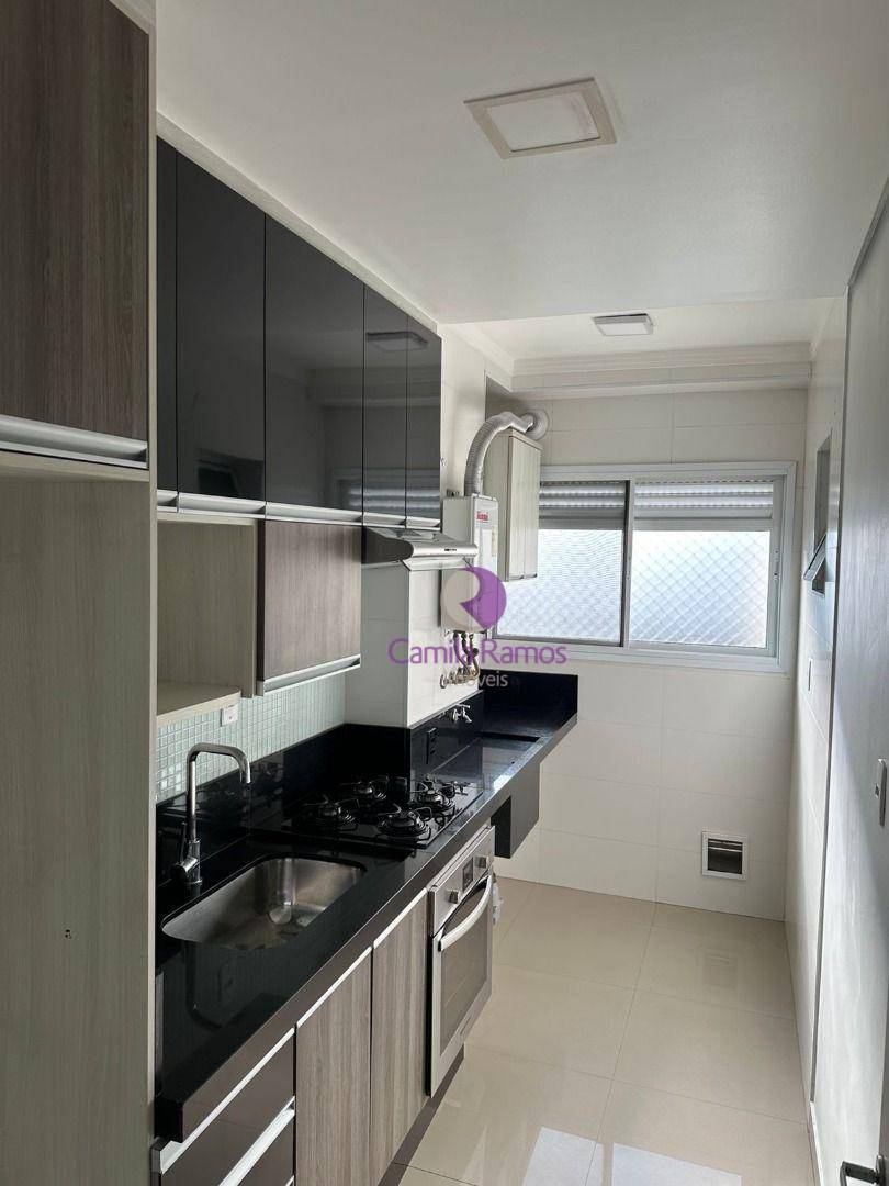 Apartamento à venda e aluguel com 3 quartos, 66m² - Foto 1