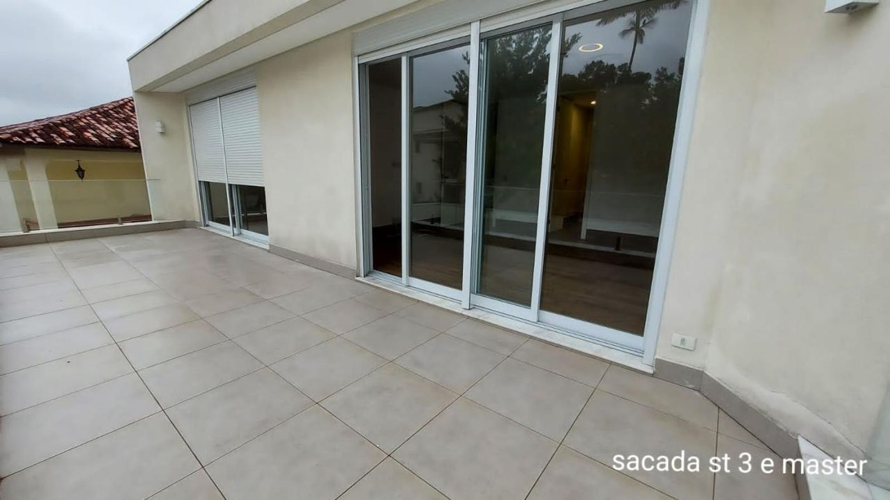 Casa de Condomínio à venda com 4 quartos, 445m² - Foto 31