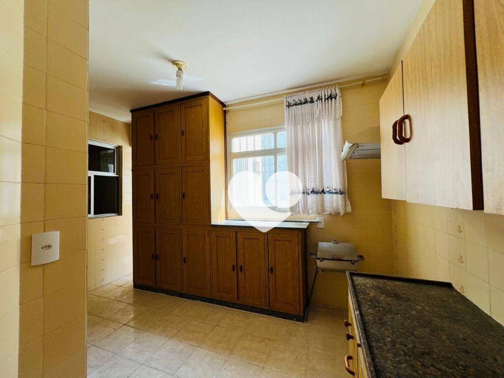 Apartamento à venda com 3 quartos, 117m² - Foto 15