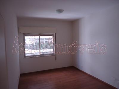 Apartamento para alugar com 4 quartos, 130m² - Foto 12