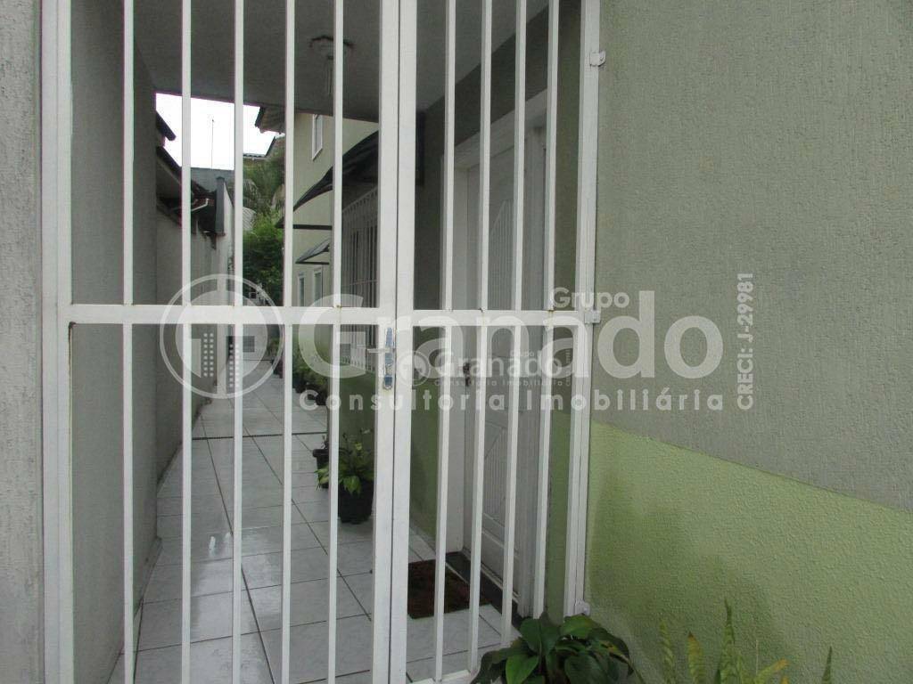 Sobrado à venda com 4 quartos, 300m² - Foto 19