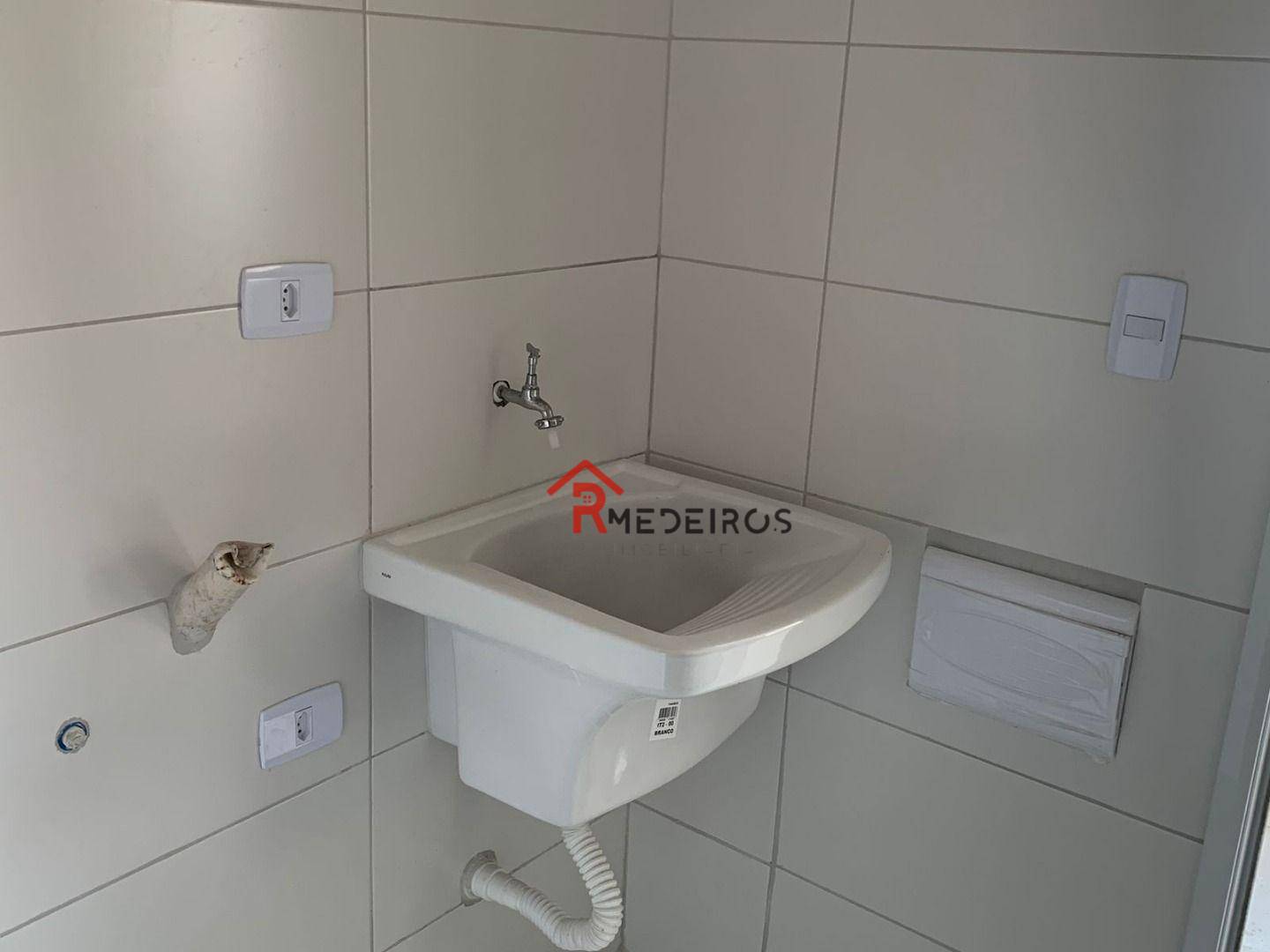 Apartamento à venda com 2 quartos, 70m² - Foto 14